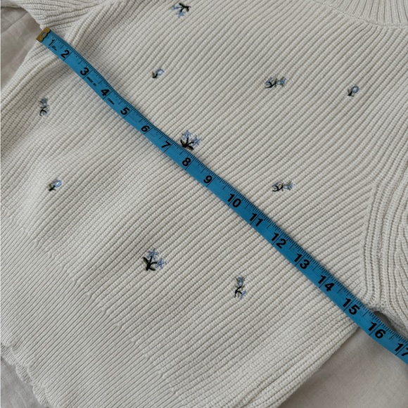 ASTR The Label Floral Mock Neck Sweater - Picture 10 of 10